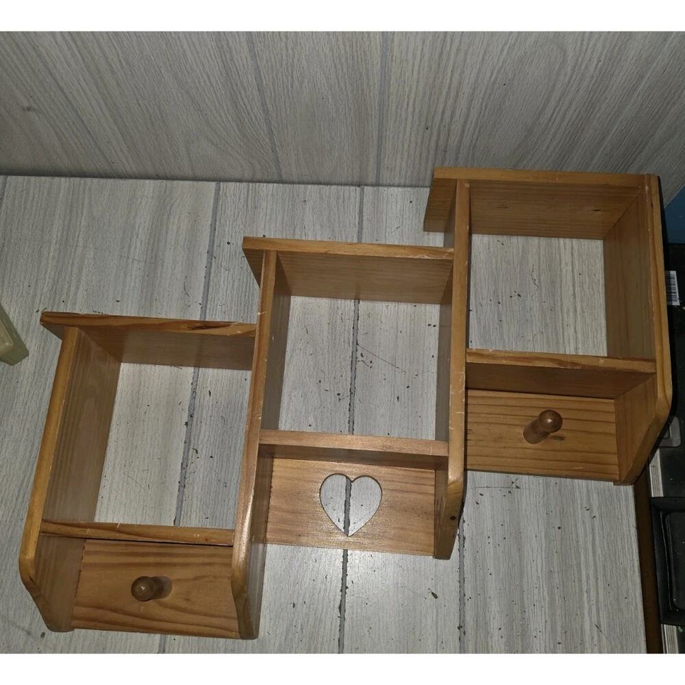 Vintage Heart Cutout 3 Tier Display Shelf Wood W/Pegs Rustic Country Farmhouse